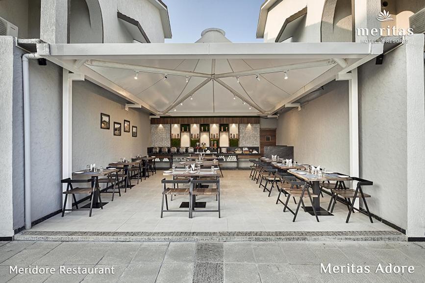 Meritas Adore Resort Lonavala Exterior foto